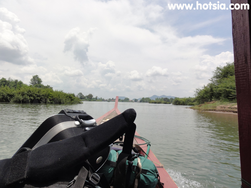เที่ยวจำปาสัก เรือจากนากะสังไปดอนเดช
