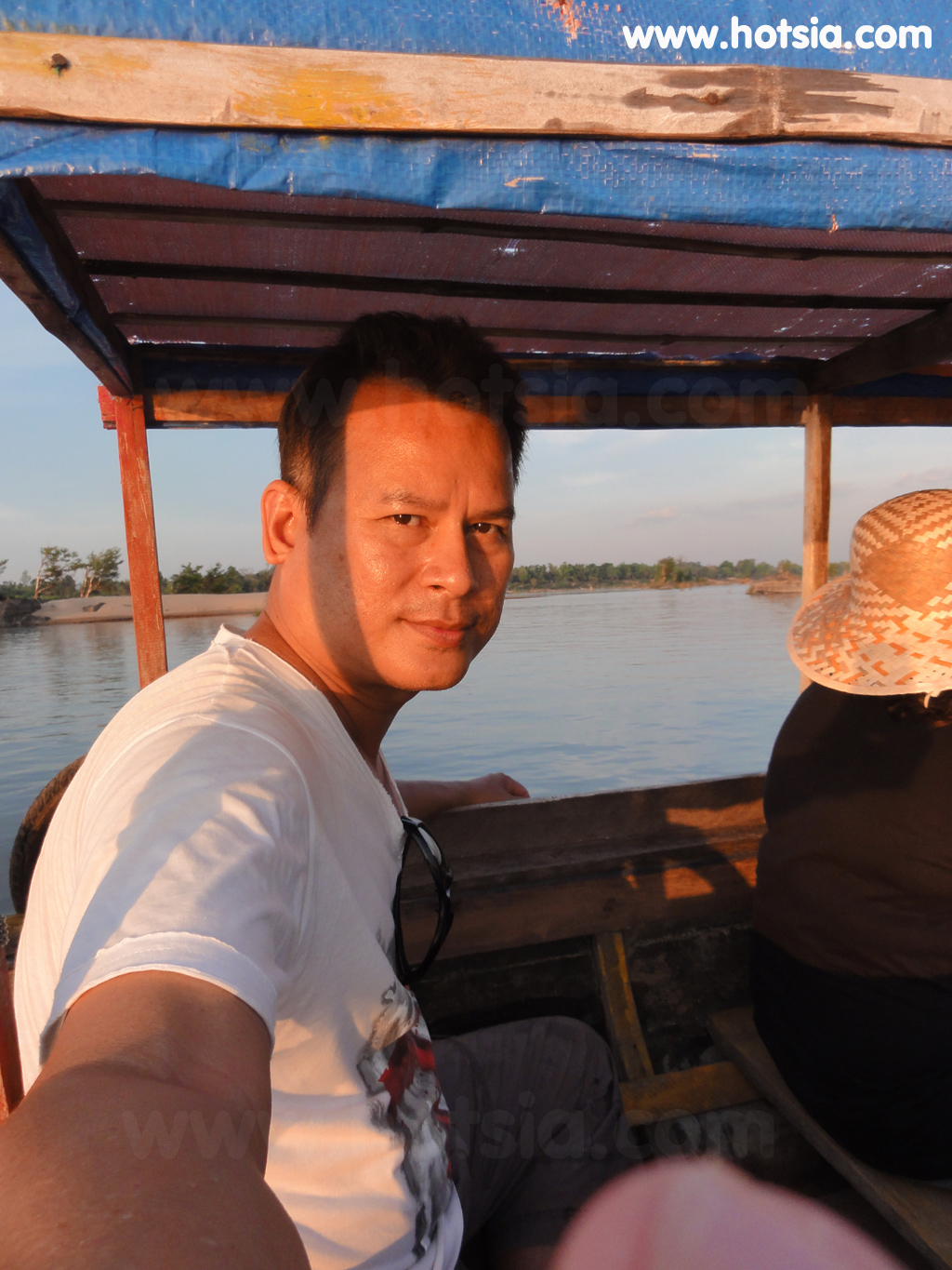 เที่ยวจำปาสัก โลมาอิรวดี หลี่ผี 2012