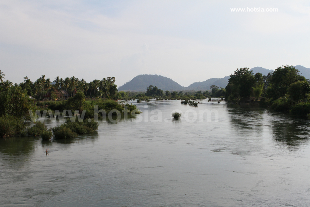 เที่ยวจำปาสัก หลี่ผี 2012