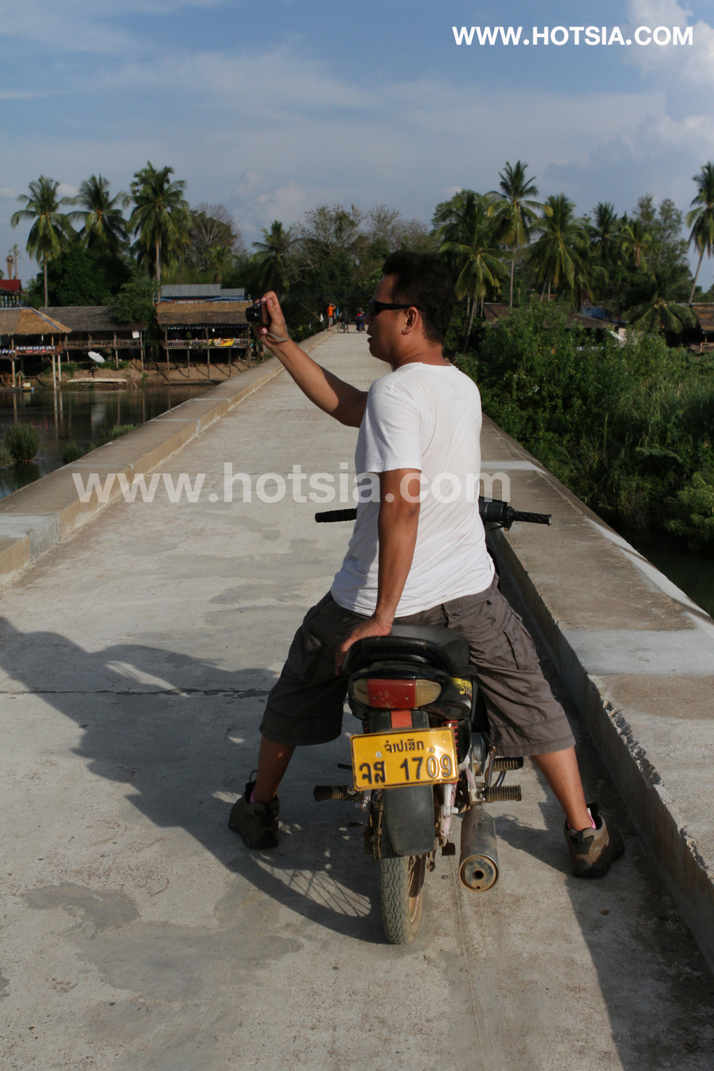 เที่ยวจำปาสัก หลี่ผี 2012