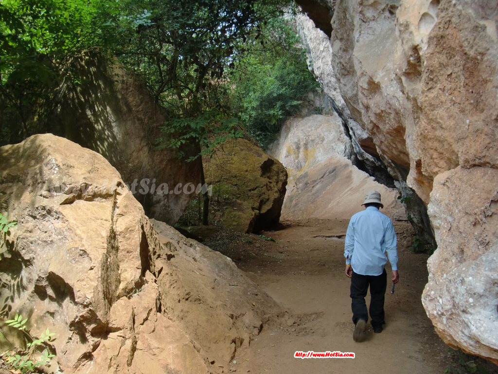 ลำปาง ถ้ำเมืองเวียงไซ