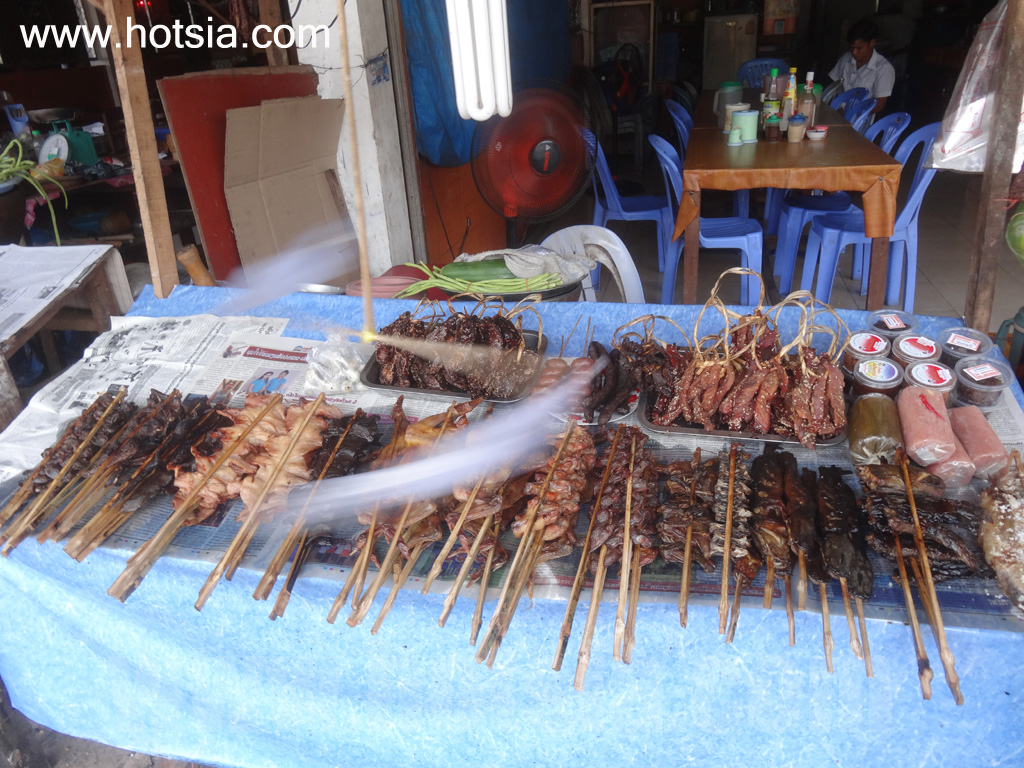 แขวงคำม่วน หม่ำคำม่วน เมืองท่าแขก ลาว