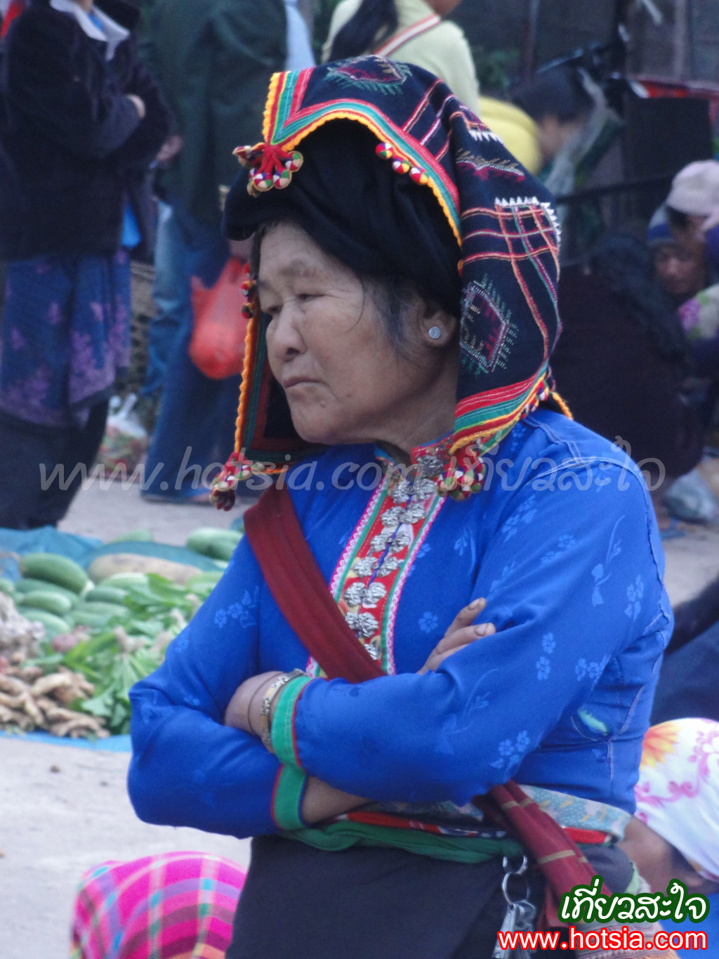 หลวงน้ำทา ตลาดเช้าเมืองสิง