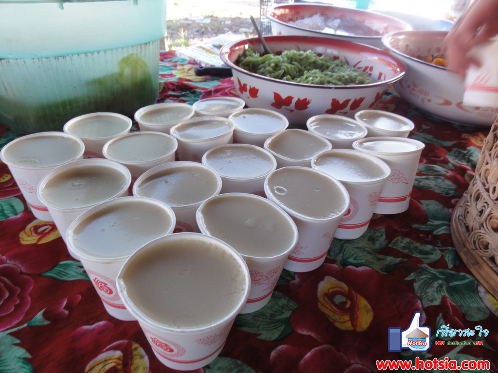 หลวงน้ำทา ตลาดเย็นเมืองสิง
