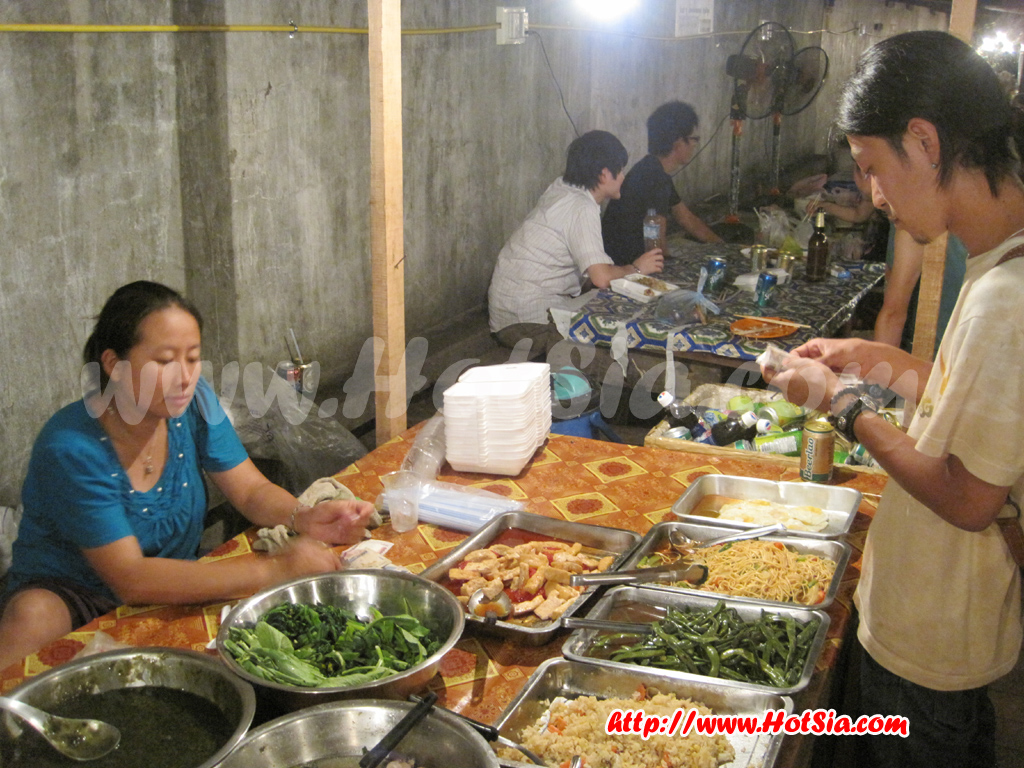 เอาะหลามหลวงพระบาง(Luang prabang food)