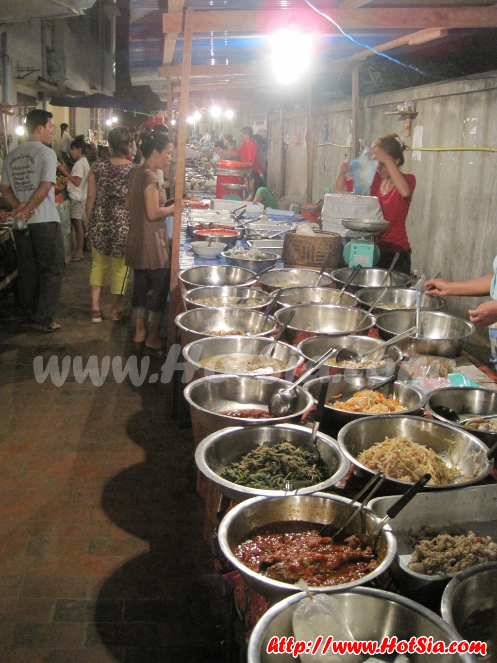 เอาะหลามหลวงพระบาง(Luang prabang food)