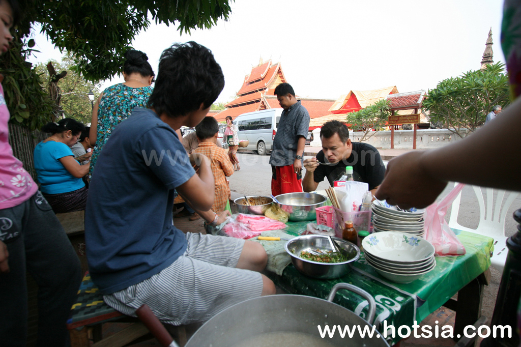 หลวงพระบาง โจ๊กหลวงพระบาง