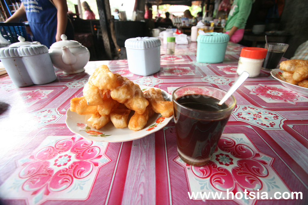 เที่ยวหลวงพระบาง กาแฟลาวหลวงพระบาง
