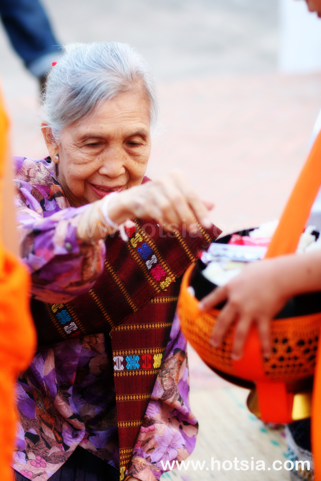 หลวงพระบาง การแต่งกายของชาวหลวงพระบาง