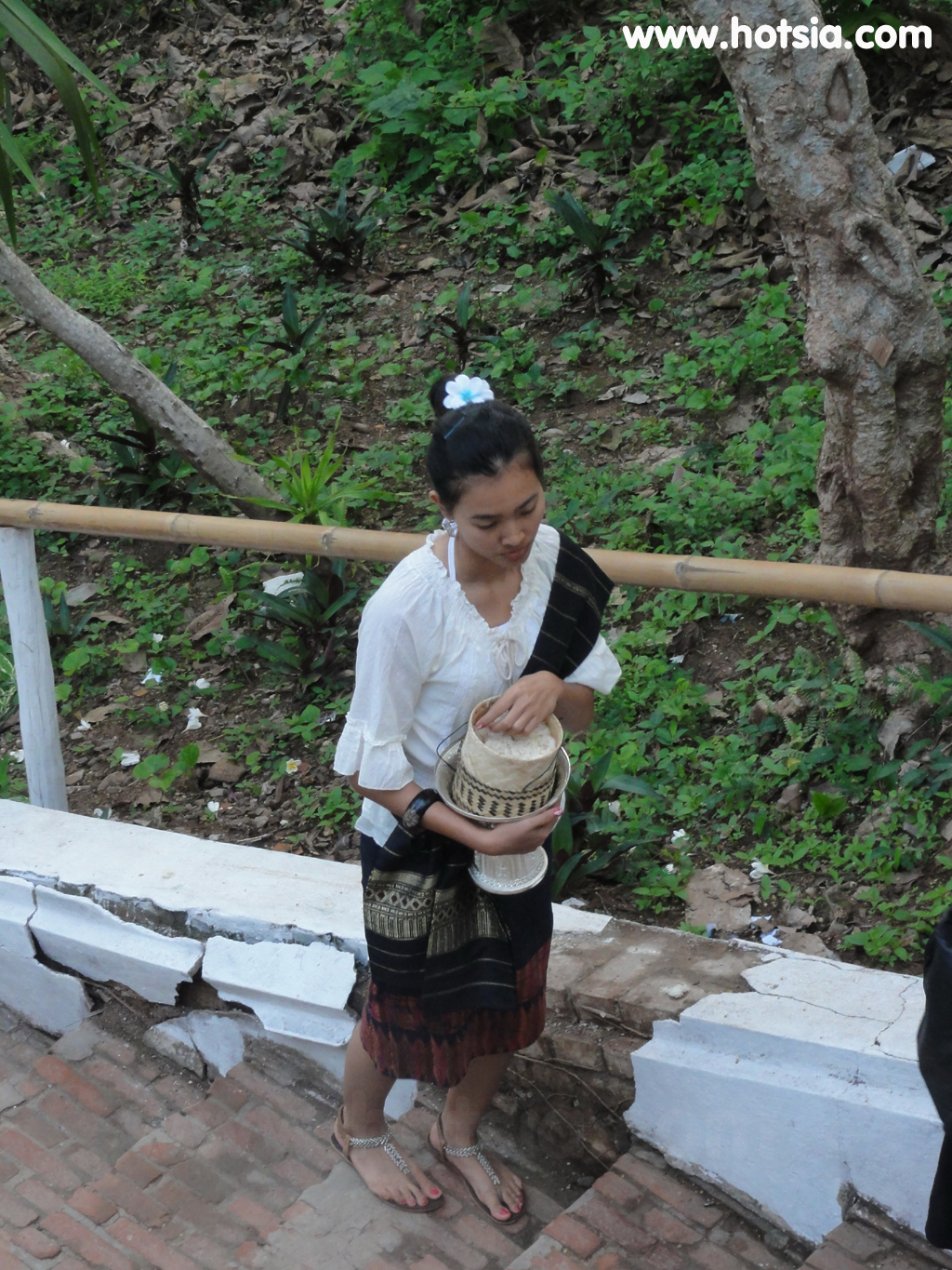 หลวงพระบาง การแต่งกายของชาวหลวงพระบาง