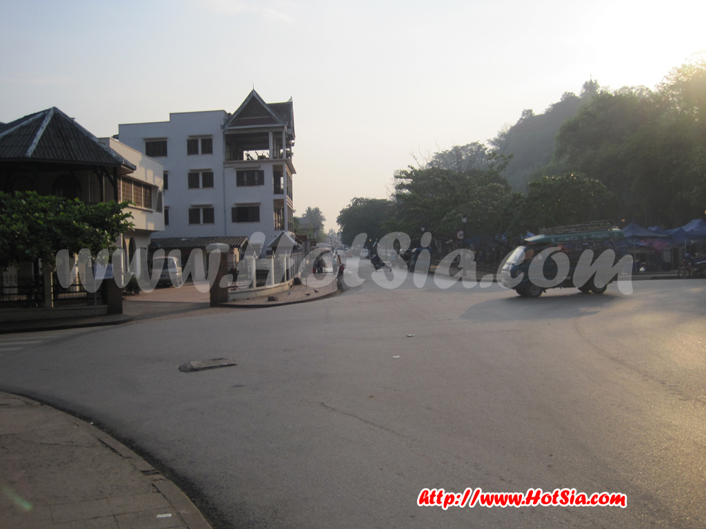 หลวงพระบาง ตลาดเช้าหลวงพระบาง(morning market)