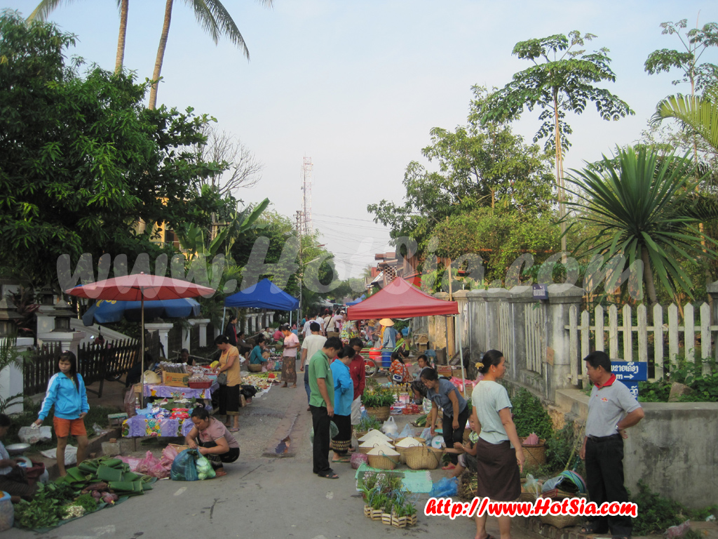 หลวงพระบาง ตลาดเช้าหลวงพระบาง(morning market)