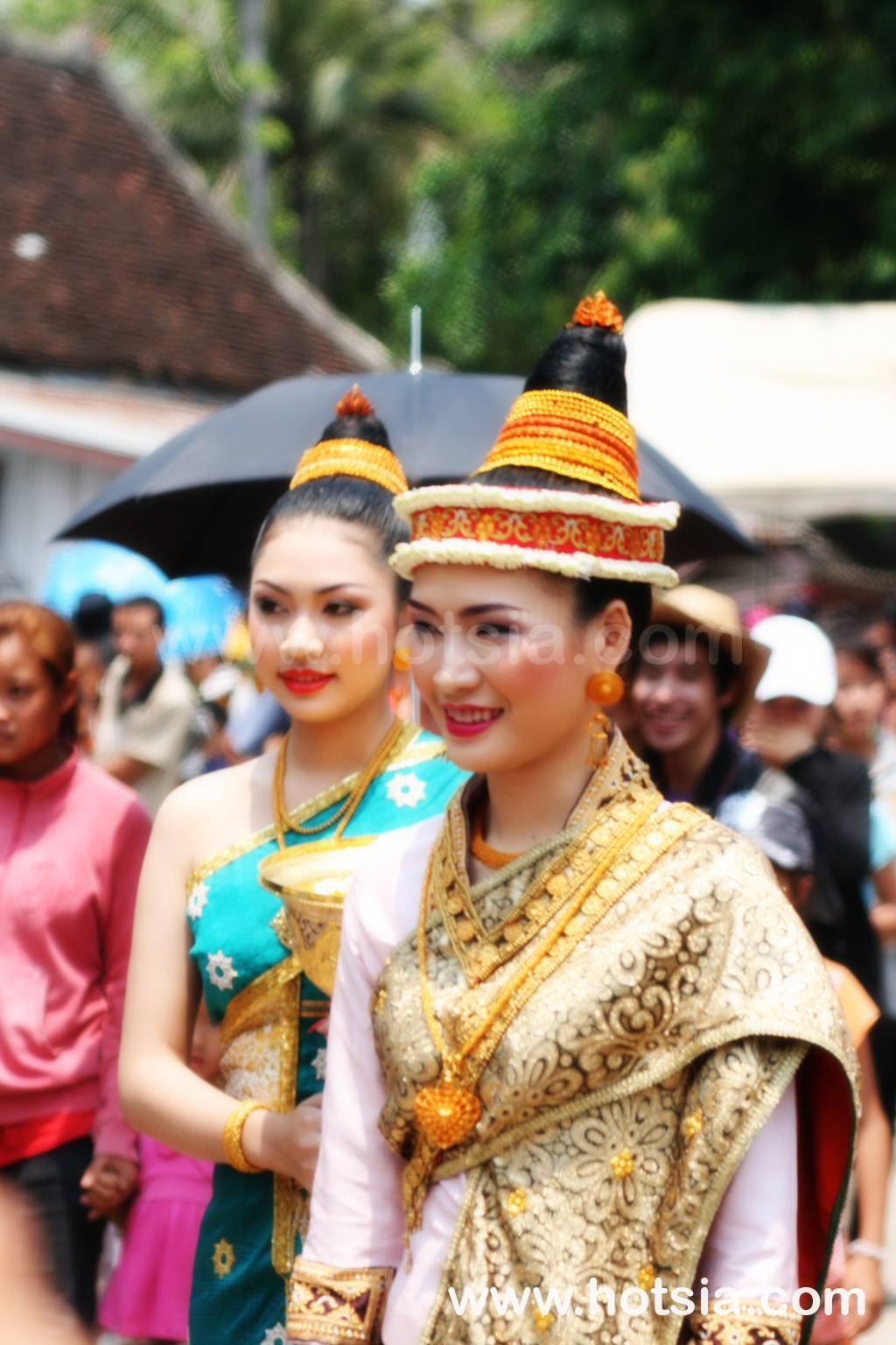 หลวงพระบาง นางสังขาน สงกรานต์หลวงพระบาง
