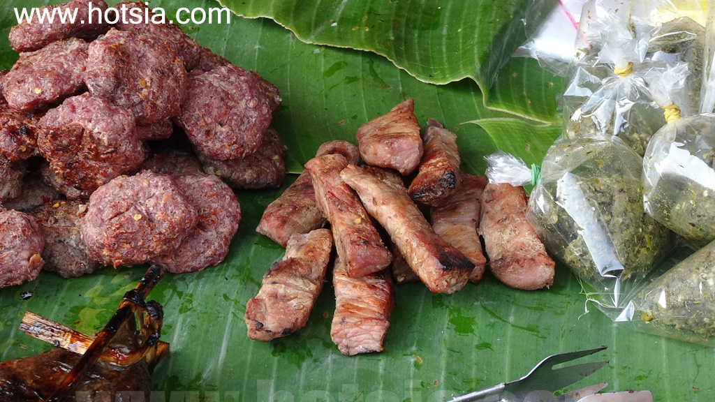 เที่ยวหลวงพระบางด้วยตัวเอง ร้านประชานิยม หลวงพระบาง