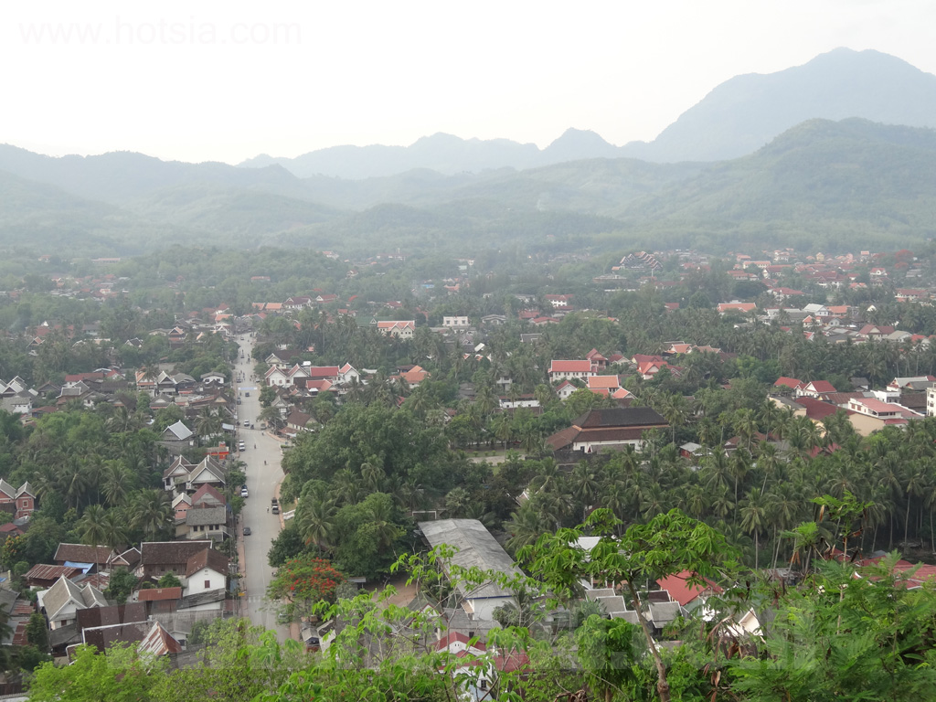 เที่ยวหลวงพระบางด้วยตัวเอง พระธาตุพูสี หลวงพระบาง 2013