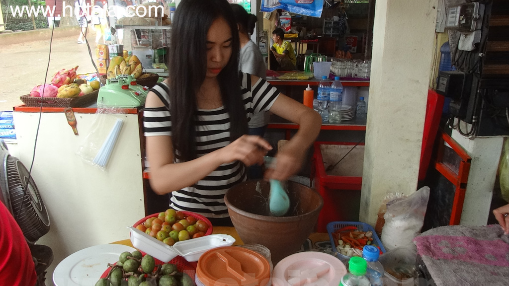 หลวงพระบาง สาวลาวหลวงพระบาง