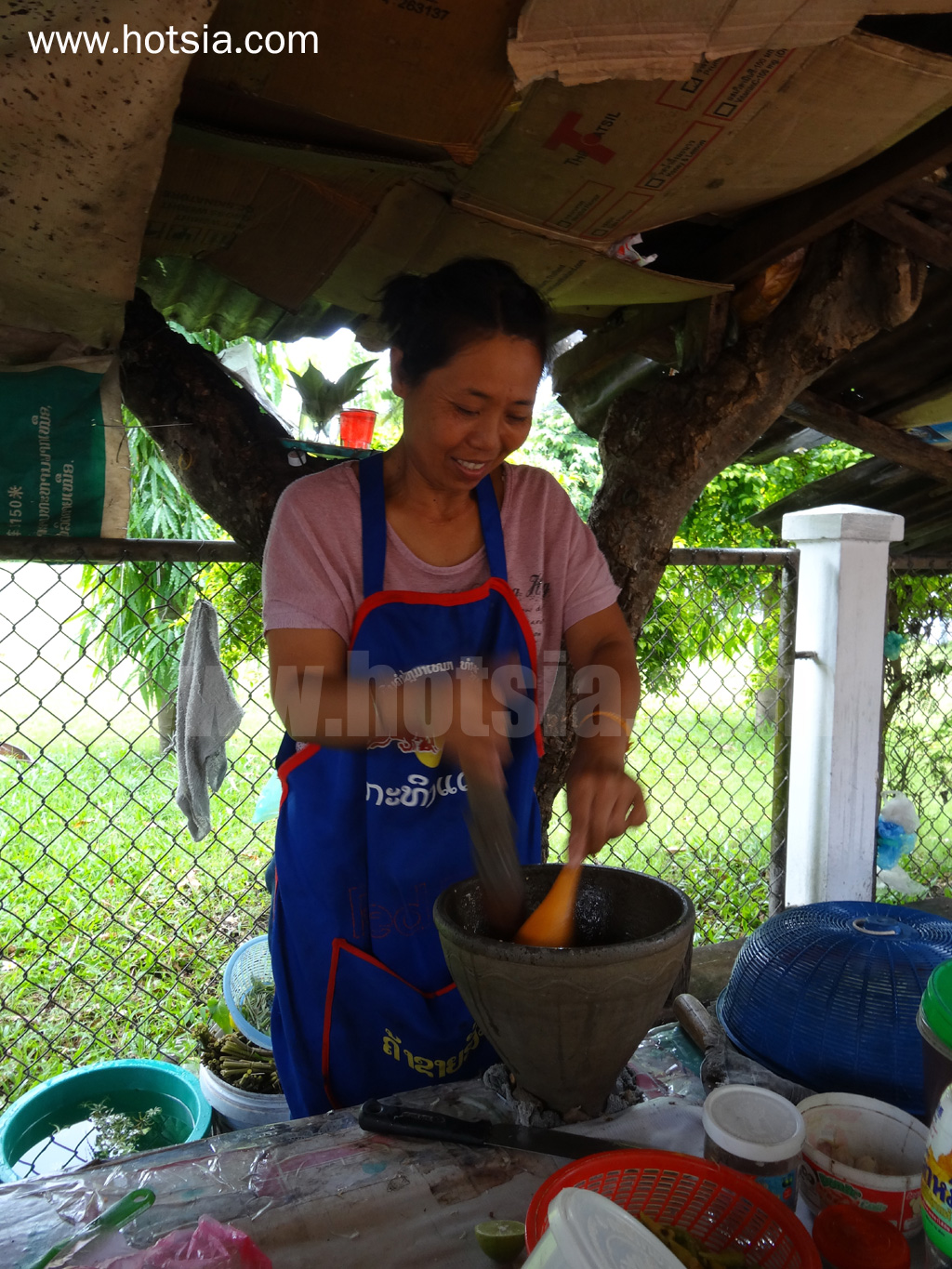 เที่ยวหลวงพระบางด้วยตัวเอง ส้มตำลาวหลวงพระบาง