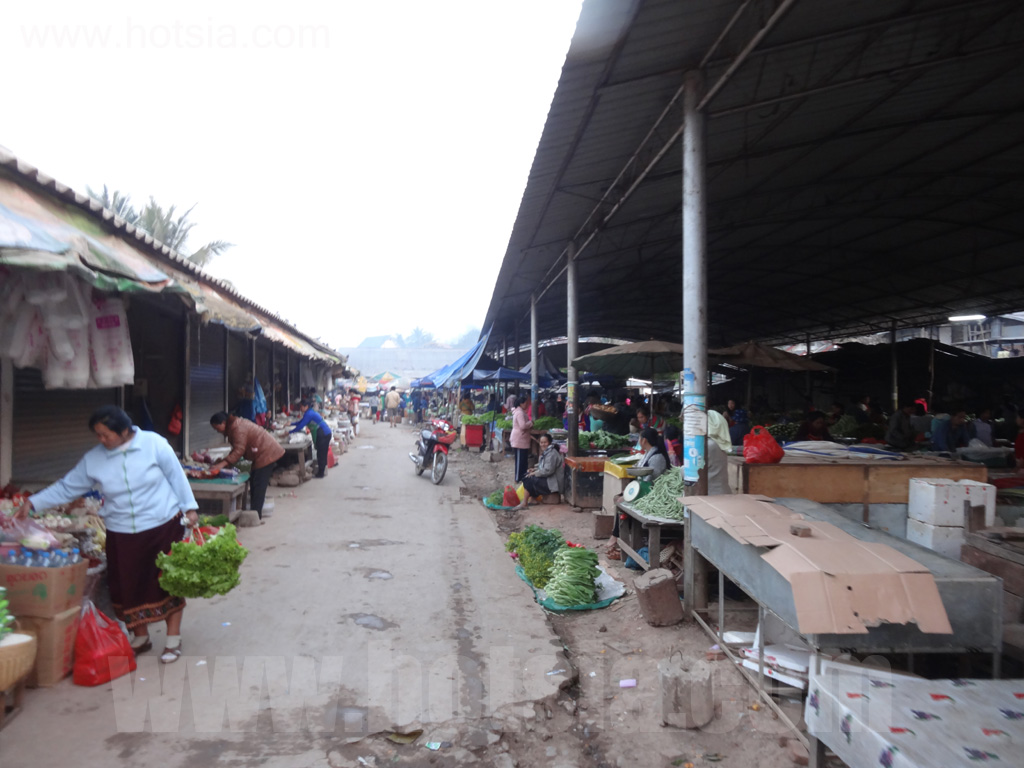 อุดมไชย ตลาดเช้าอุดมไชย 2014
