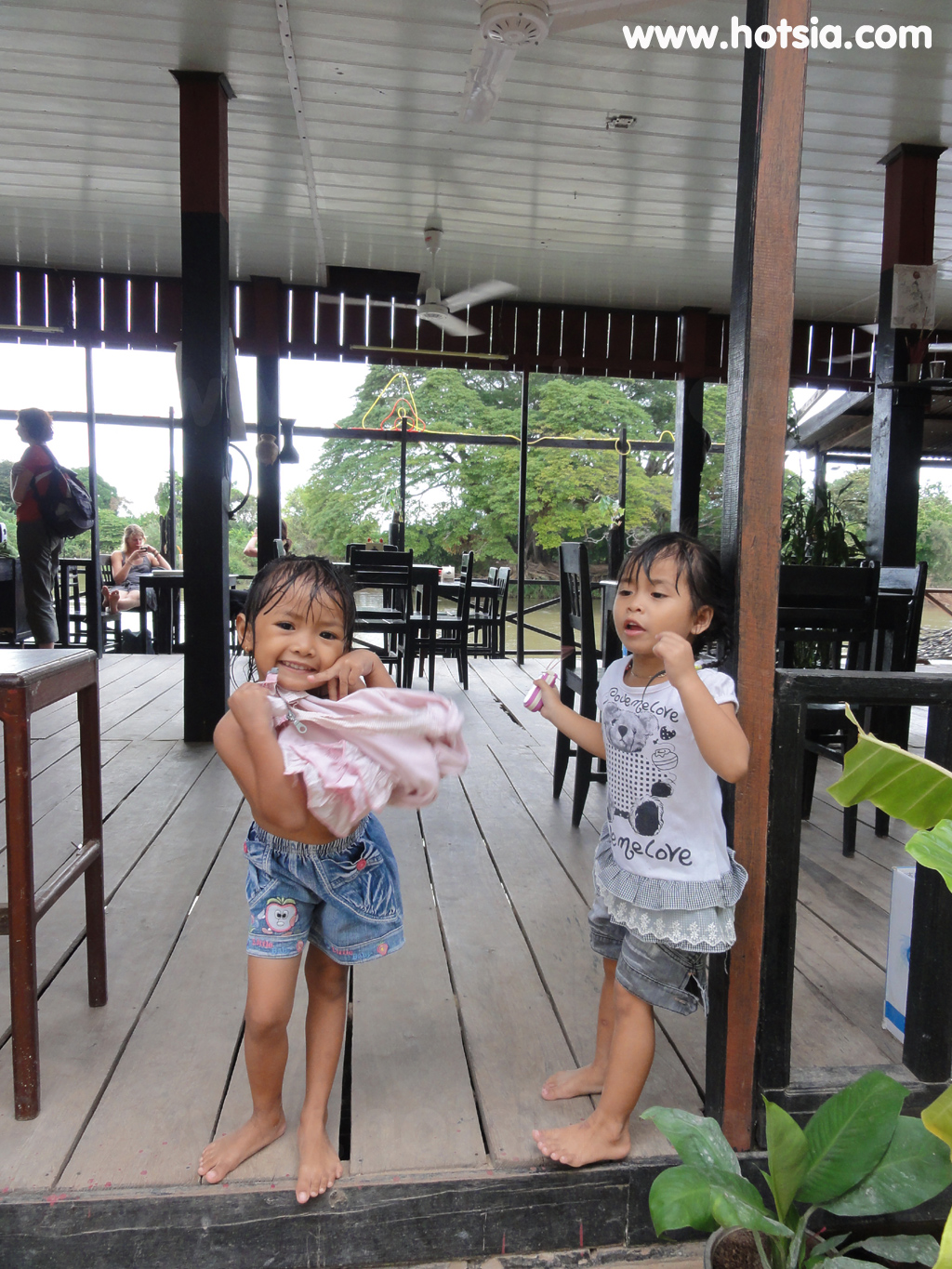 เที่ยวปากเซ จำปาสัก น้ำตกหลี่ผี ตาดสมพมิตร