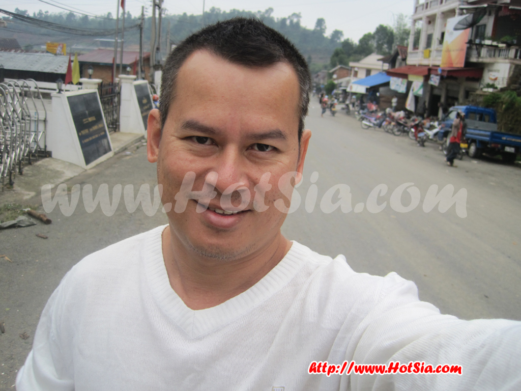 ประเทศลาว แขวงพงสาลี พงสาลียามเช้า(Morning Phongsaly)