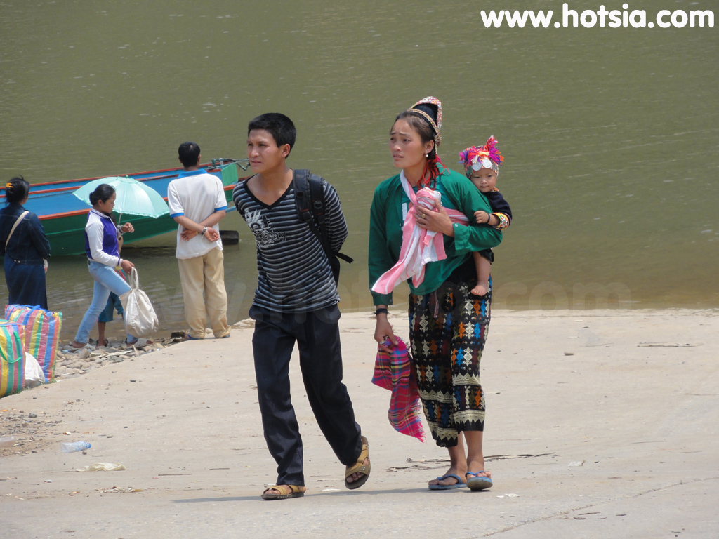 พงสาลี เมืองขวา