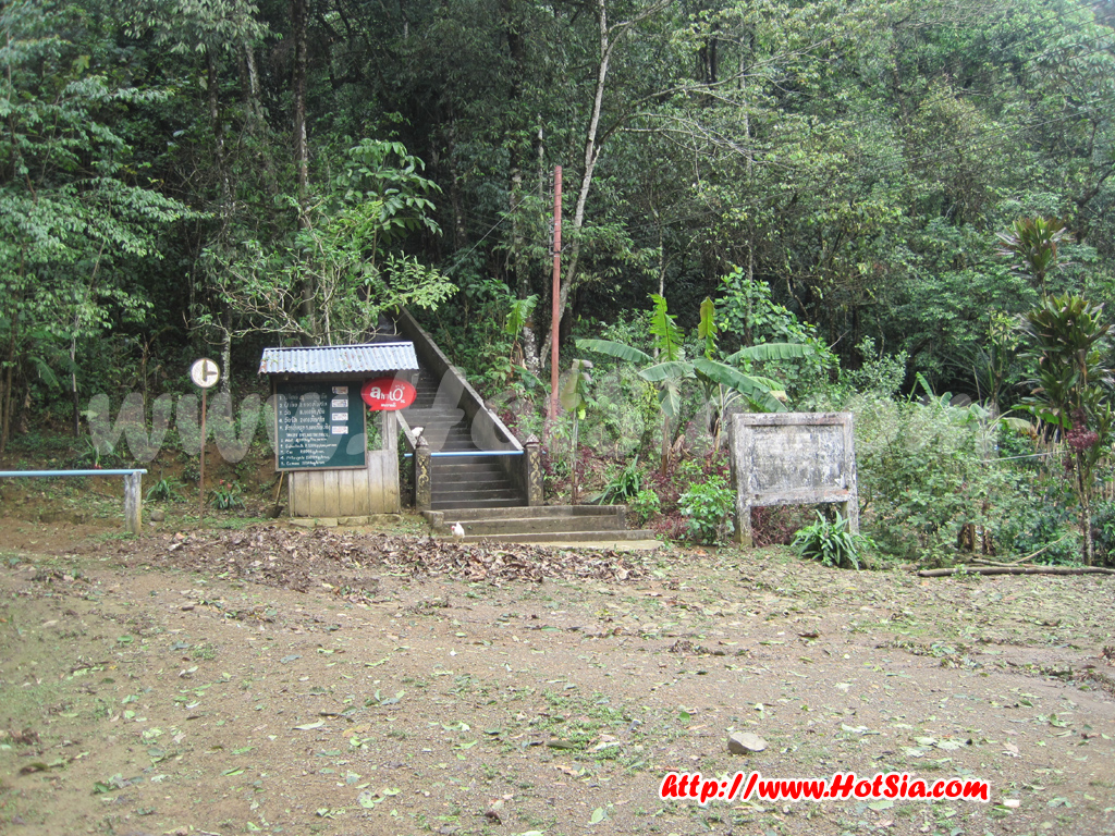 ประเทศลาว แขวงพงสาลี พระธาตุภูฟ้า(phou Fha)