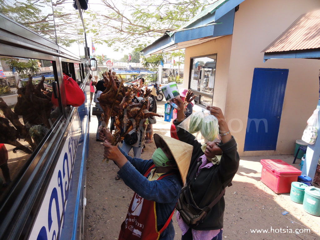 สะหวันนะเขต ไก่ย่างเซโน สะหวันนะเขต ลาว