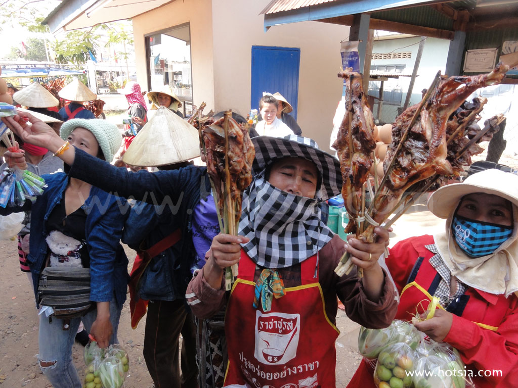 สะหวันนะเขต ไก่ย่างเซโน สะหวันนะเขต ลาว