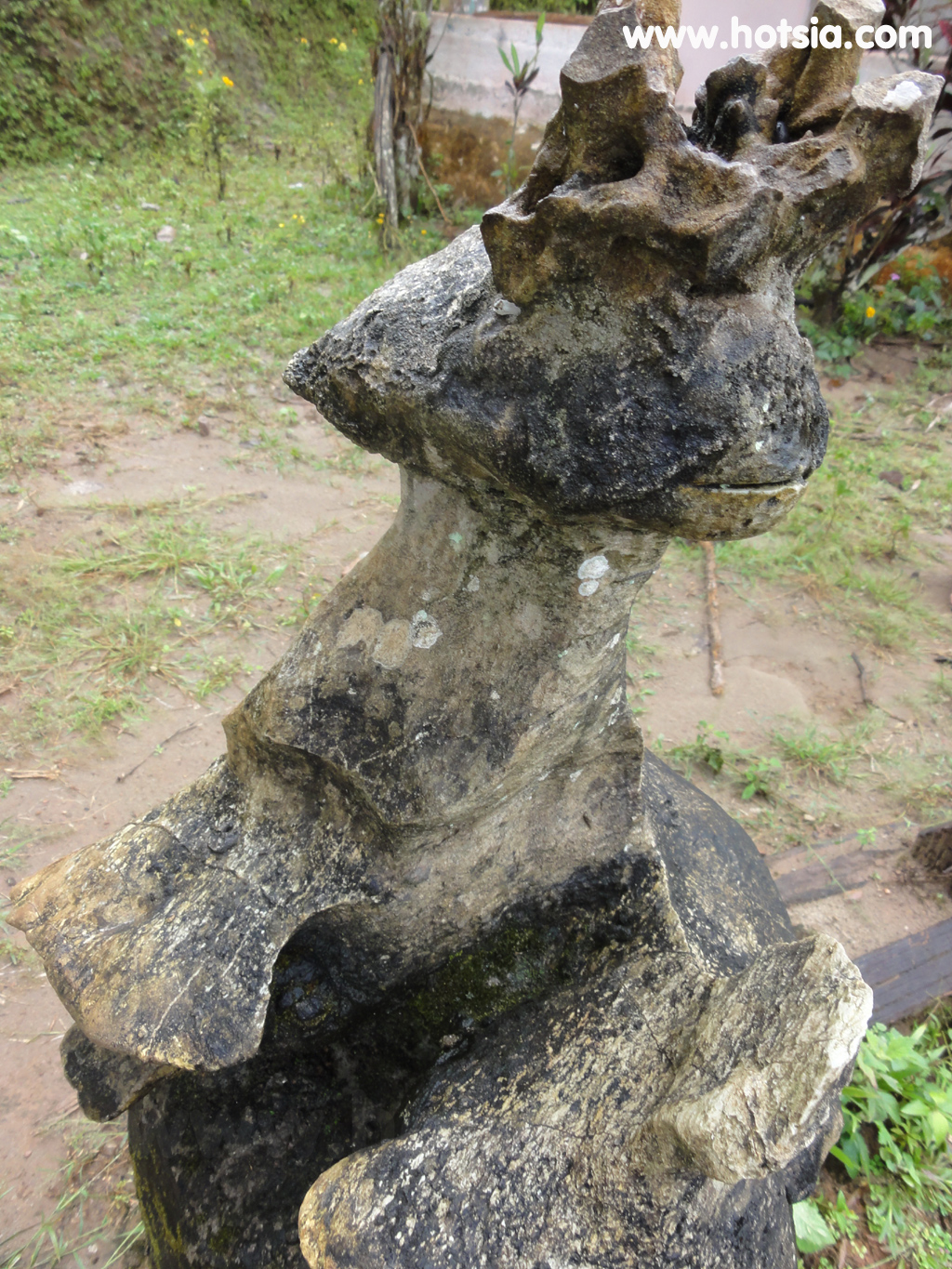 แขวงไชยบุรี บ้านท่าส่วง หรือบ้านท่าส่วง เมืองหงสา แขวงไชยบุรี