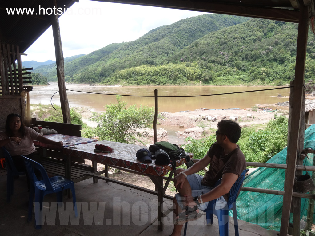 ไชยบุรี โฮมสเตย์บ้านท่าช่วง ริมแม่น้ำโขง ประเทศลาว