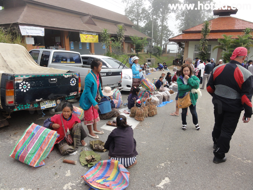 แขวงไชยบุรี ตลาดชายแดนห้วยโก๋น จังหวัดน่าน
