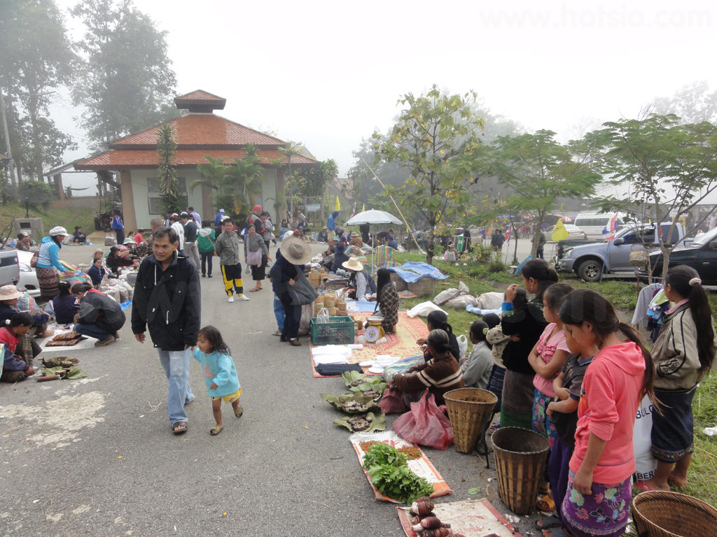 แขวงไชยบุรี ตลาดชายแดนห้วยโก๋น จังหวัดน่าน