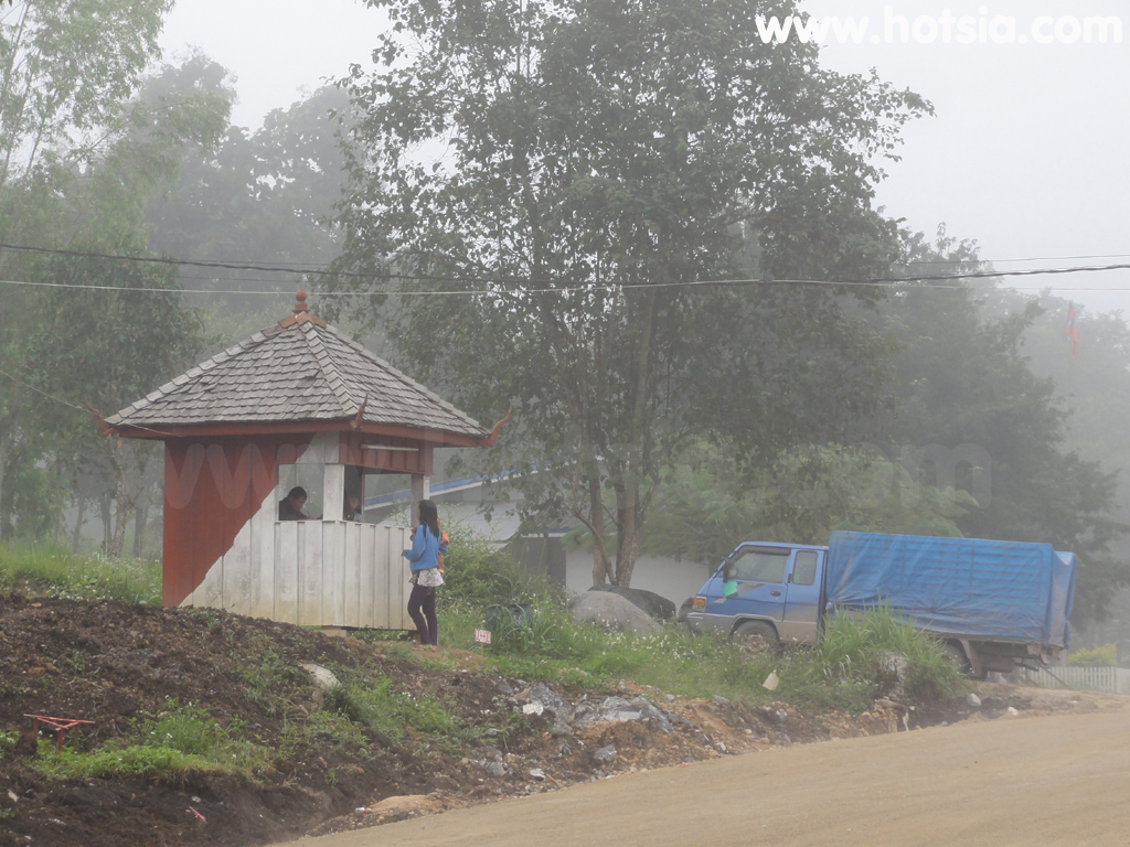 แขวงไชยบุรี ด่านผ่านแดนสากลห้วยโก๋น ด่านน้ำเงิน น่าน-เมืองเงิน ลาว