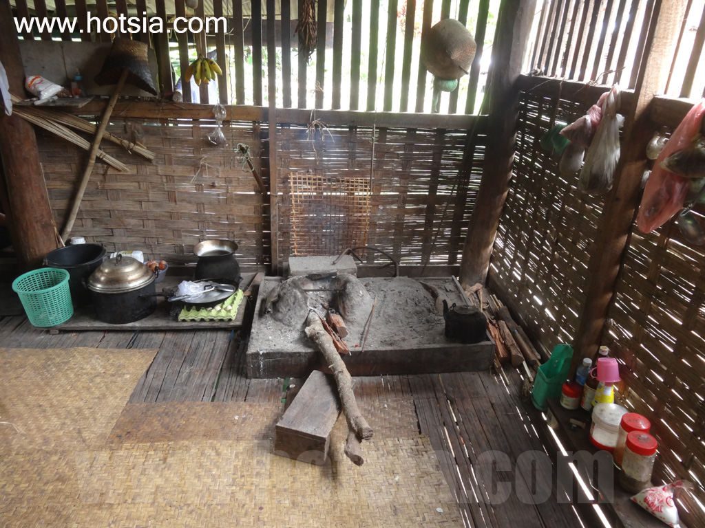 ไชยบุรี โฮมสเตย์บ้านปากงึม ริมแม่น้ำโขง ประเทศลาว