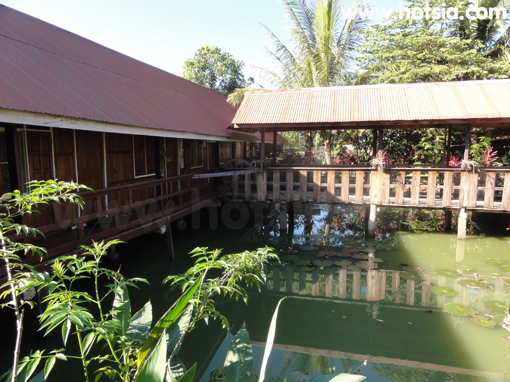 แขวงไชยบุรี เมืองเงิน แขวงไชยบุรี เข้าทางด่านห้วยโก๋น-น้ำเงิน