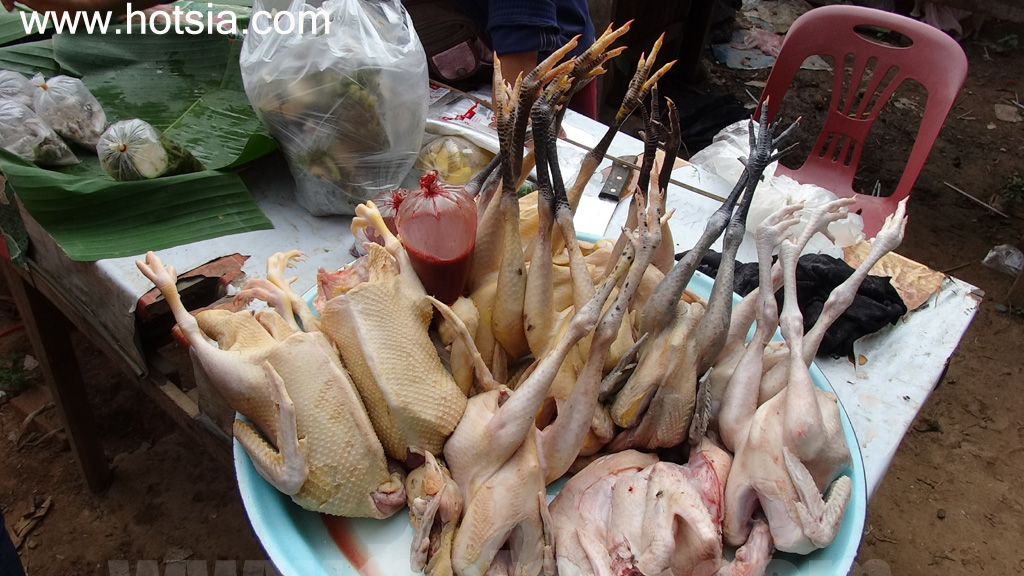 ไชยยะบุรี ตลาดปากลาย