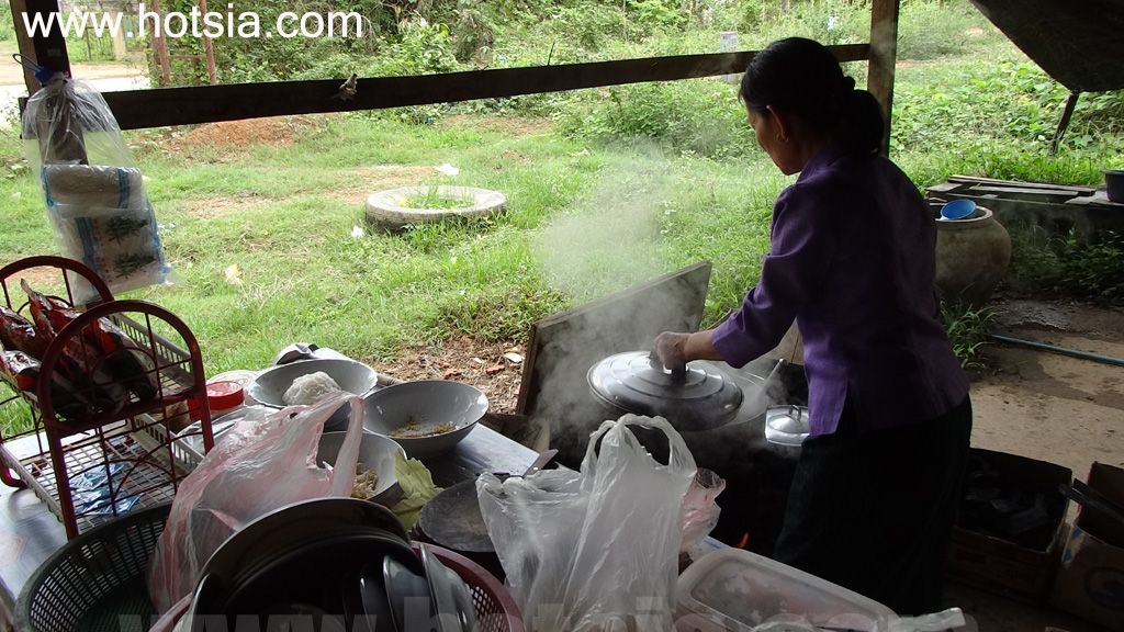 ไชยยะบุรี เดินทางจากปากลายไปไชยยะบุรี
