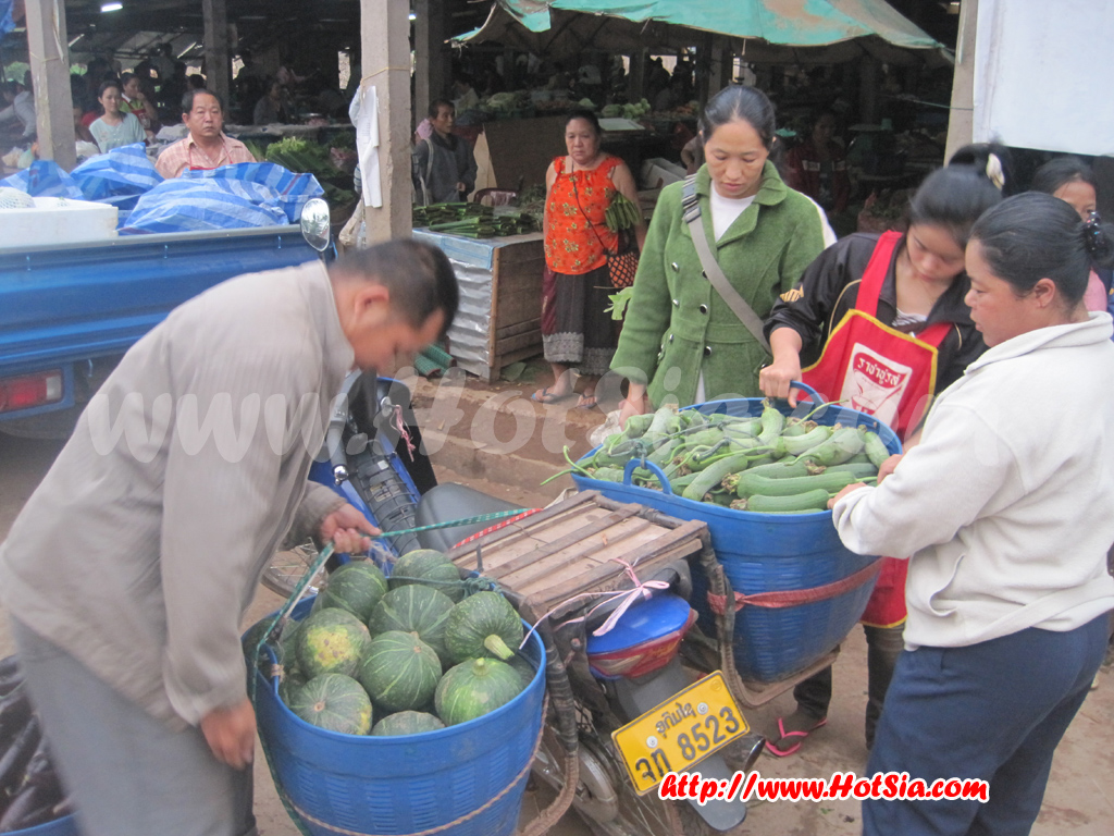 ประเทศลาว แขวงอุดมไชย ตลาดเมืองเมืองไชย อุดมไชย(Udomxai muang xai market)