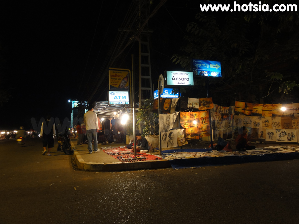 VIENTIANE WALKING STREET and NIGHT MARKET