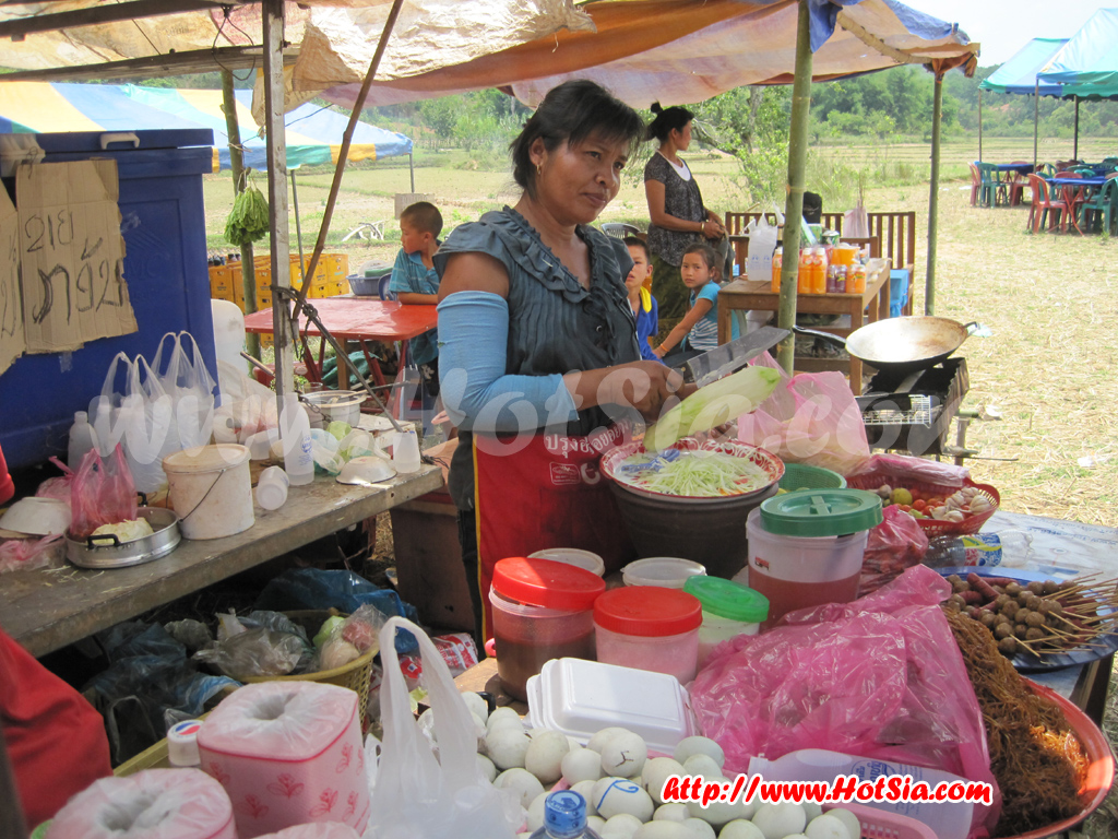 เชียงขวาง บั้งไฟลาว