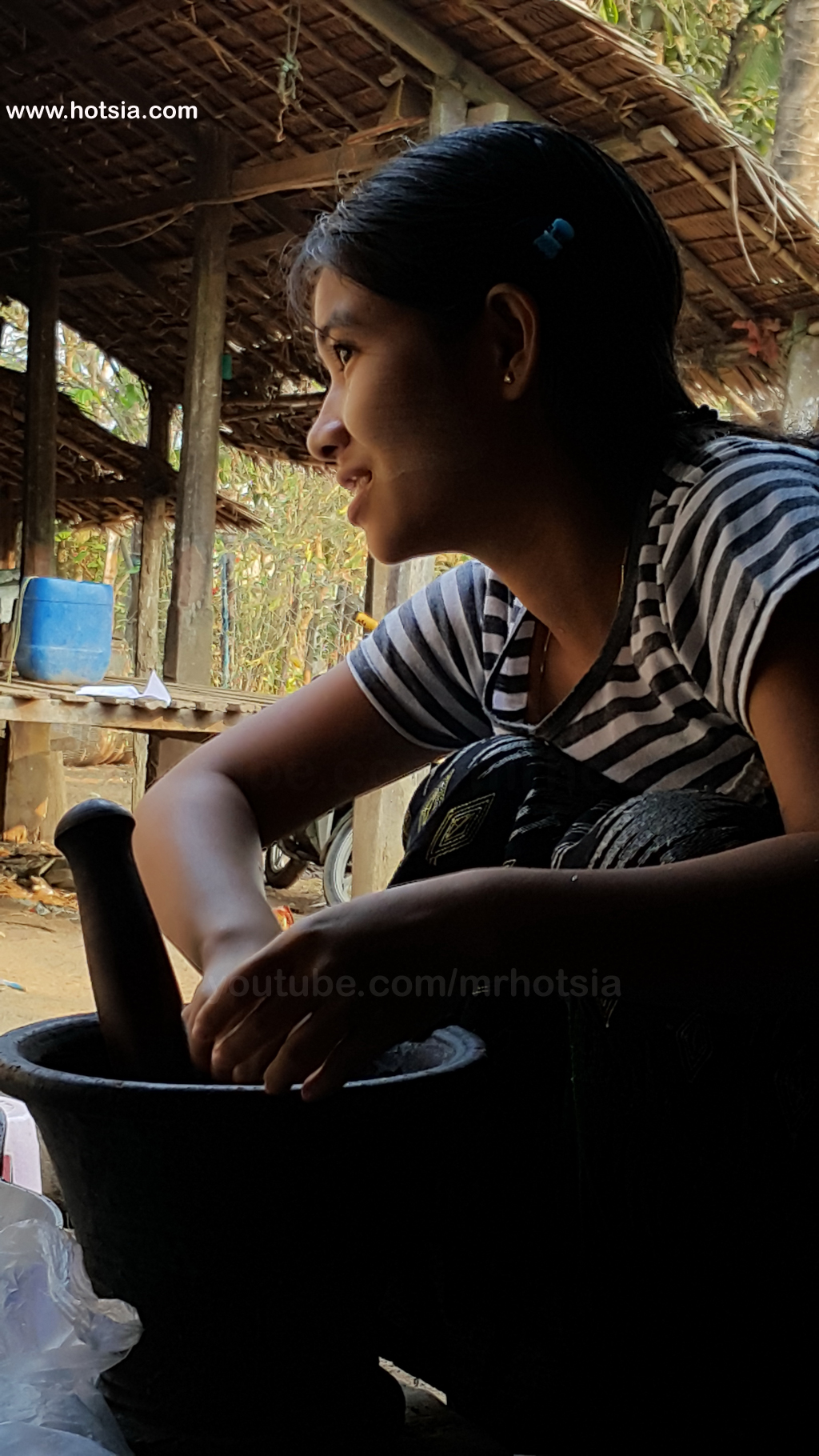 เขตอิรวดี เสน่ห์ปลายจวักสาวพม่า หาดหง่วยวง อ่างเบงกอล พม่า