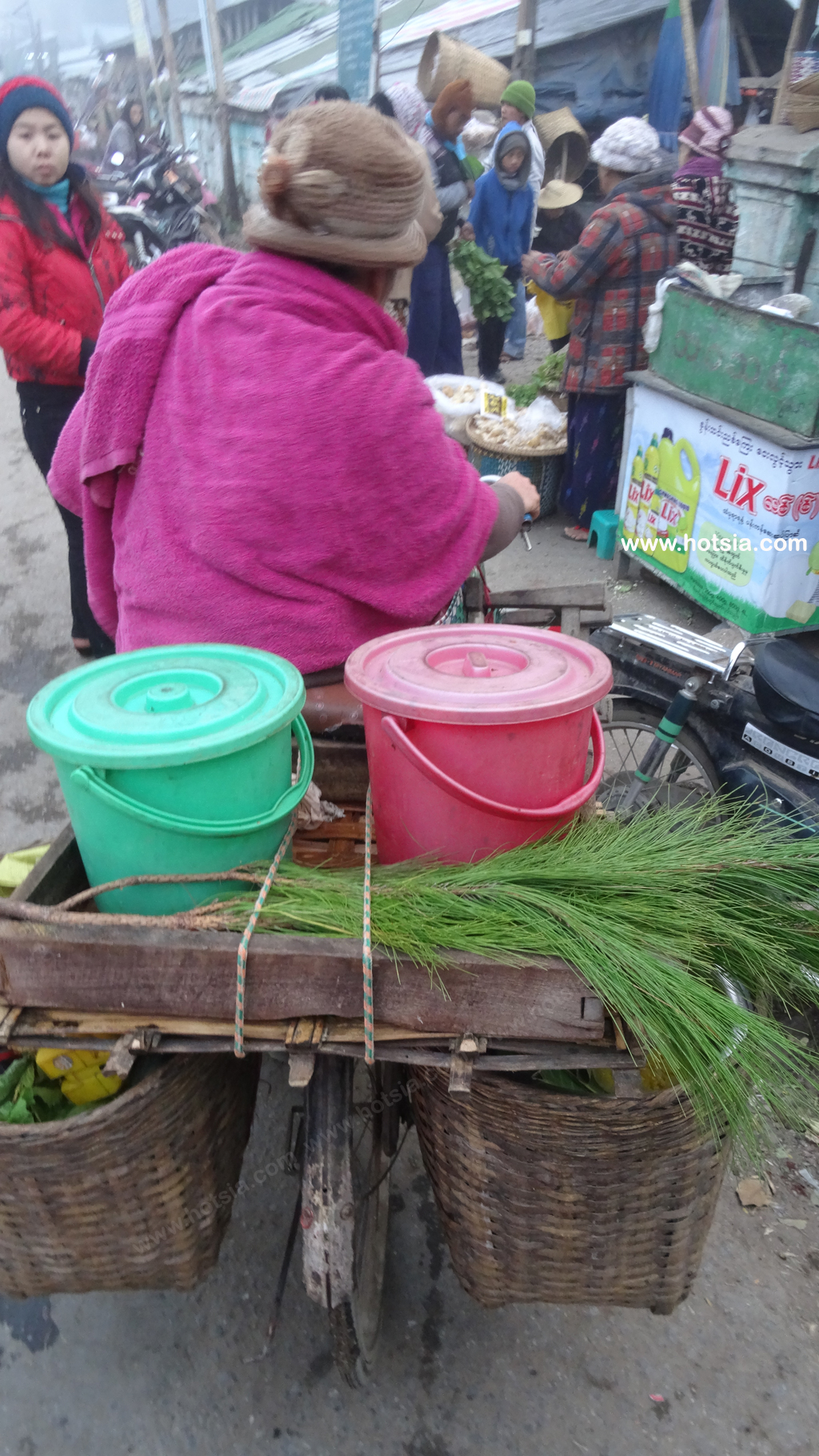 เที่ยวพม่า เที่ยวสีป้อ ตลาดเช้าเมืองสีป้อ พม่า