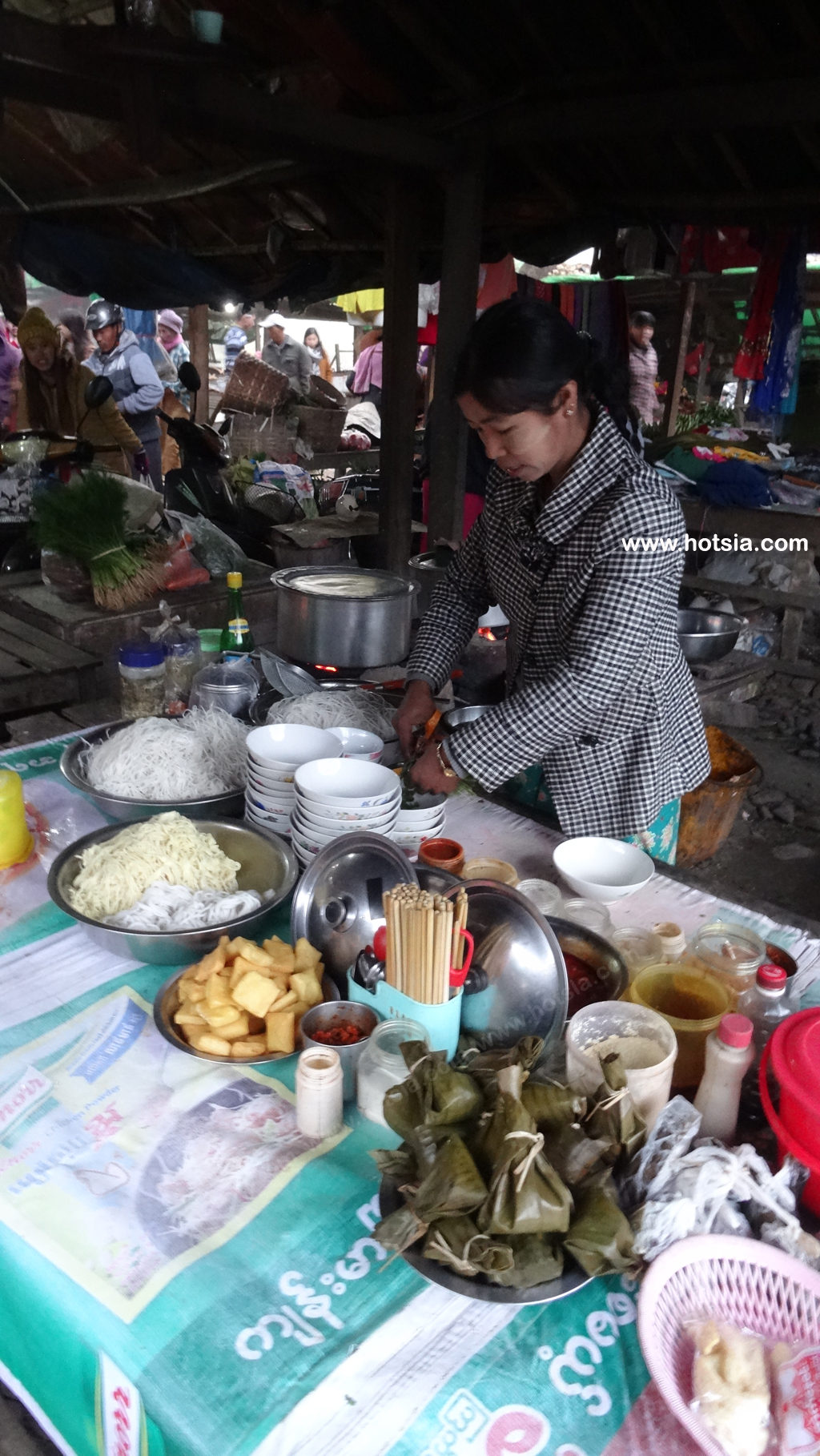 เที่ยวพม่า เที่ยวสีป้อ ตลาดเช้าเมืองสีป้อ พม่า