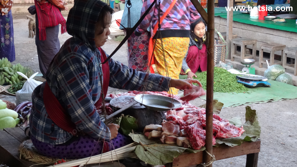 พม่า ทะเลสาบอินเล ตลาดเช้ายองชเว อินเล