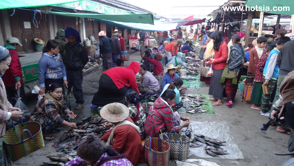 พม่า ทะเลสาบอินเล ตลาดเช้ายองชเว อินเล