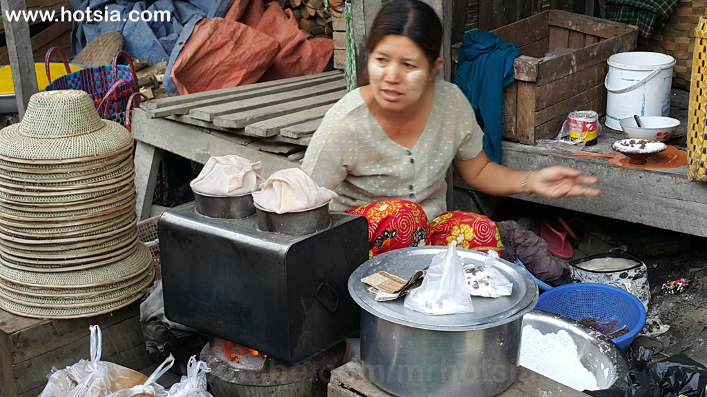 แบกเป้เที่ยวกะเล่-มโหย่ ตลาดเช้ากะเล่-มโหย่