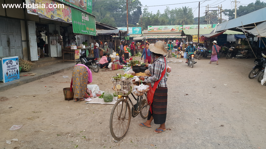 แบกเป้เที่ยวตลาดเช้าหลอยก่อ(Logkaw morning market) พม่า ตลาดเช้าหลอยก่อ(Logkaw morning market)