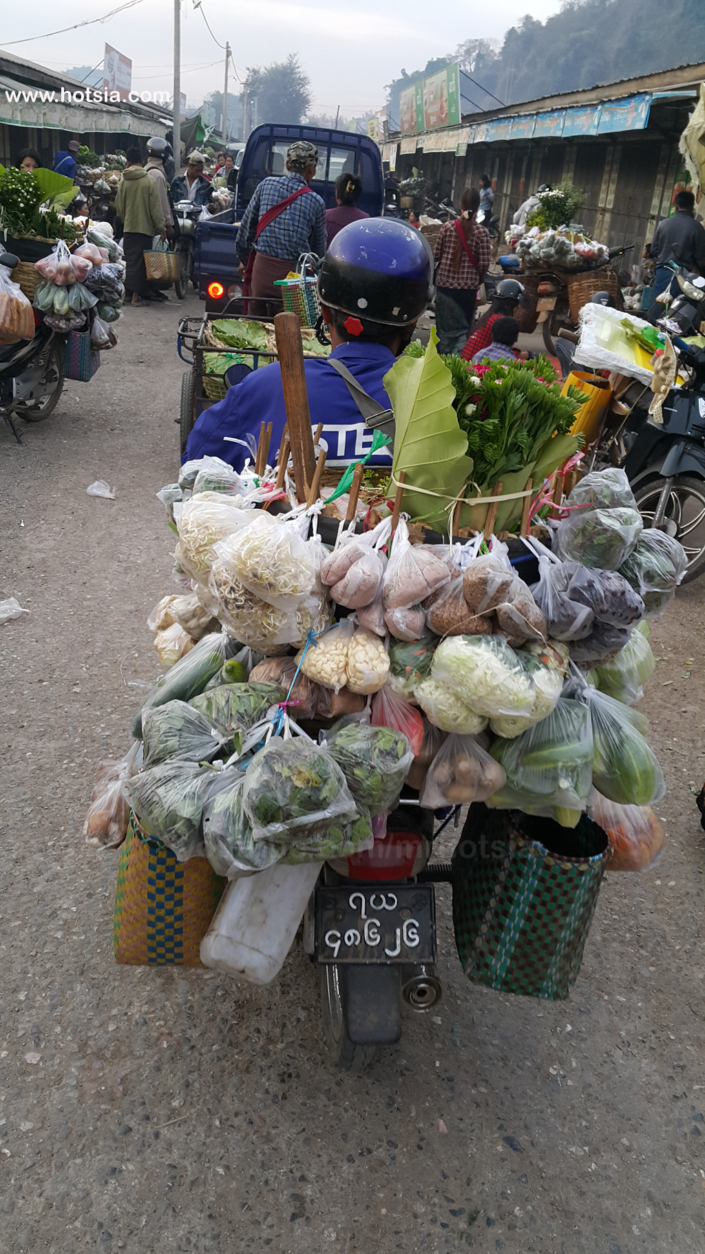 แบกเป้เที่ยวตลาดเช้าหลอยก่อ(Logkaw morning market) พม่า ตลาดเช้าหลอยก่อ(Logkaw morning market)
