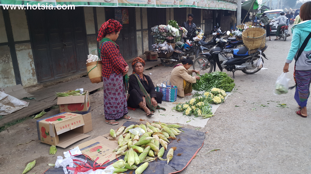 แบกเป้เที่ยวตลาดเช้าหลอยก่อ(Logkaw morning market) พม่า ตลาดเช้าหลอยก่อ(Logkaw morning market)