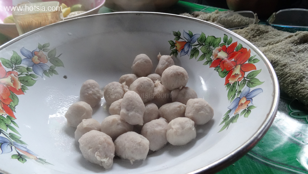 เที่ยวเชียงตุง ก๋วยเตี๋ยวหมูทุบเชียงตุง